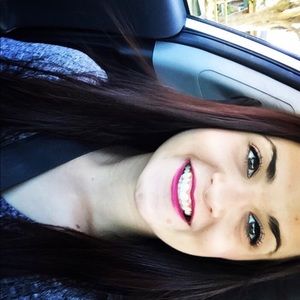 Meet your Posher, Christy